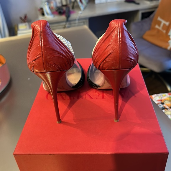 Valentino Heels - Picture 4 of 7